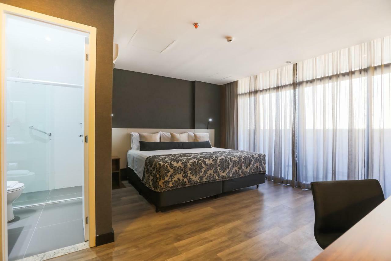 Ramada Hotel & Suites Озаску Экстерьер фото