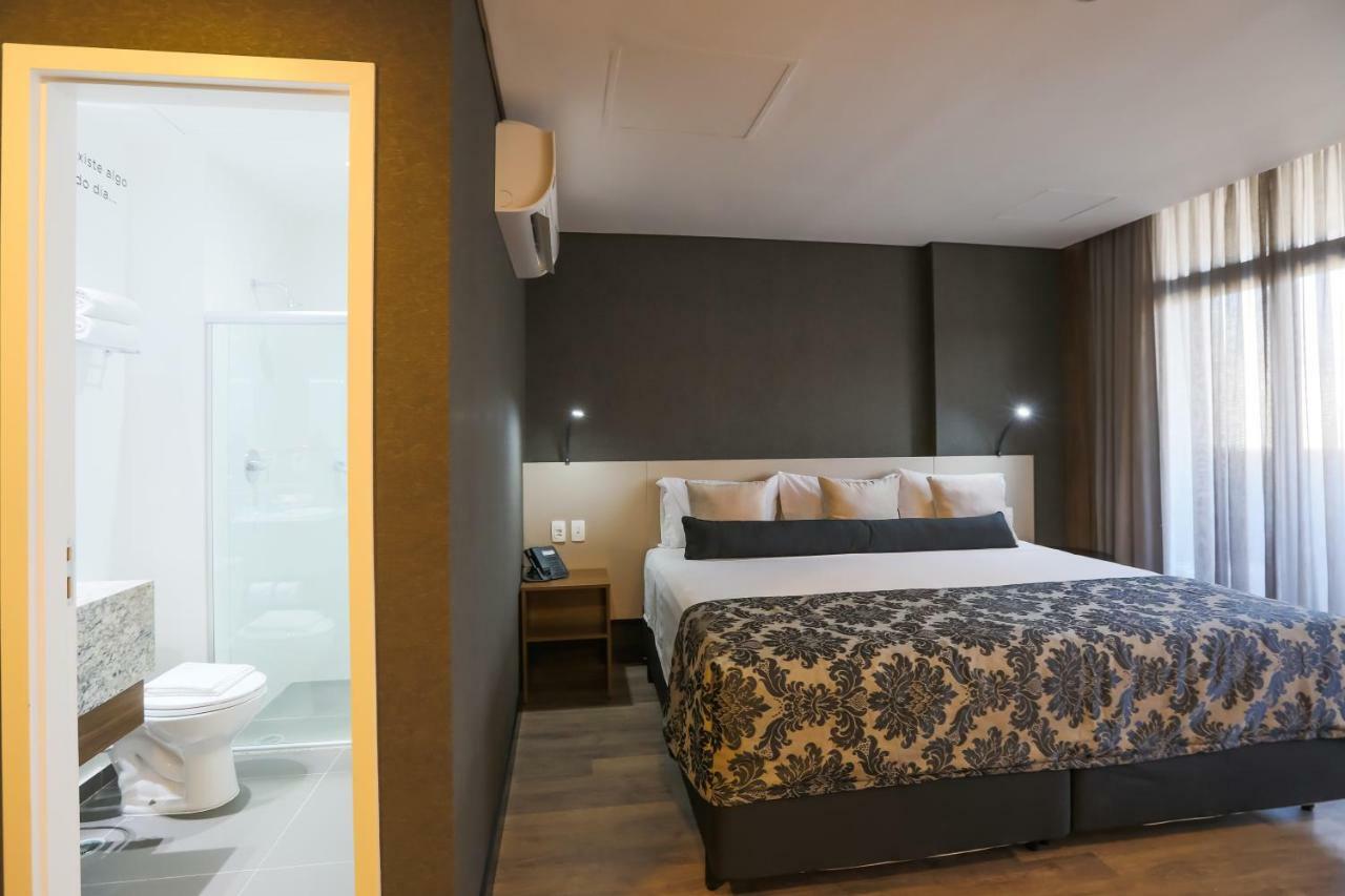 Ramada Hotel & Suites Озаску Экстерьер фото